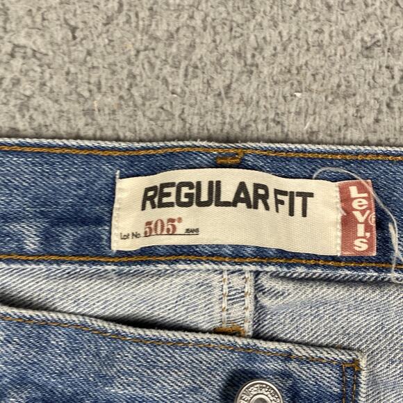 VTG Levi's regular Straight Fit Jeans Men's 38x32 Measured (36x28) Medium Wash - Picture 3 of 11